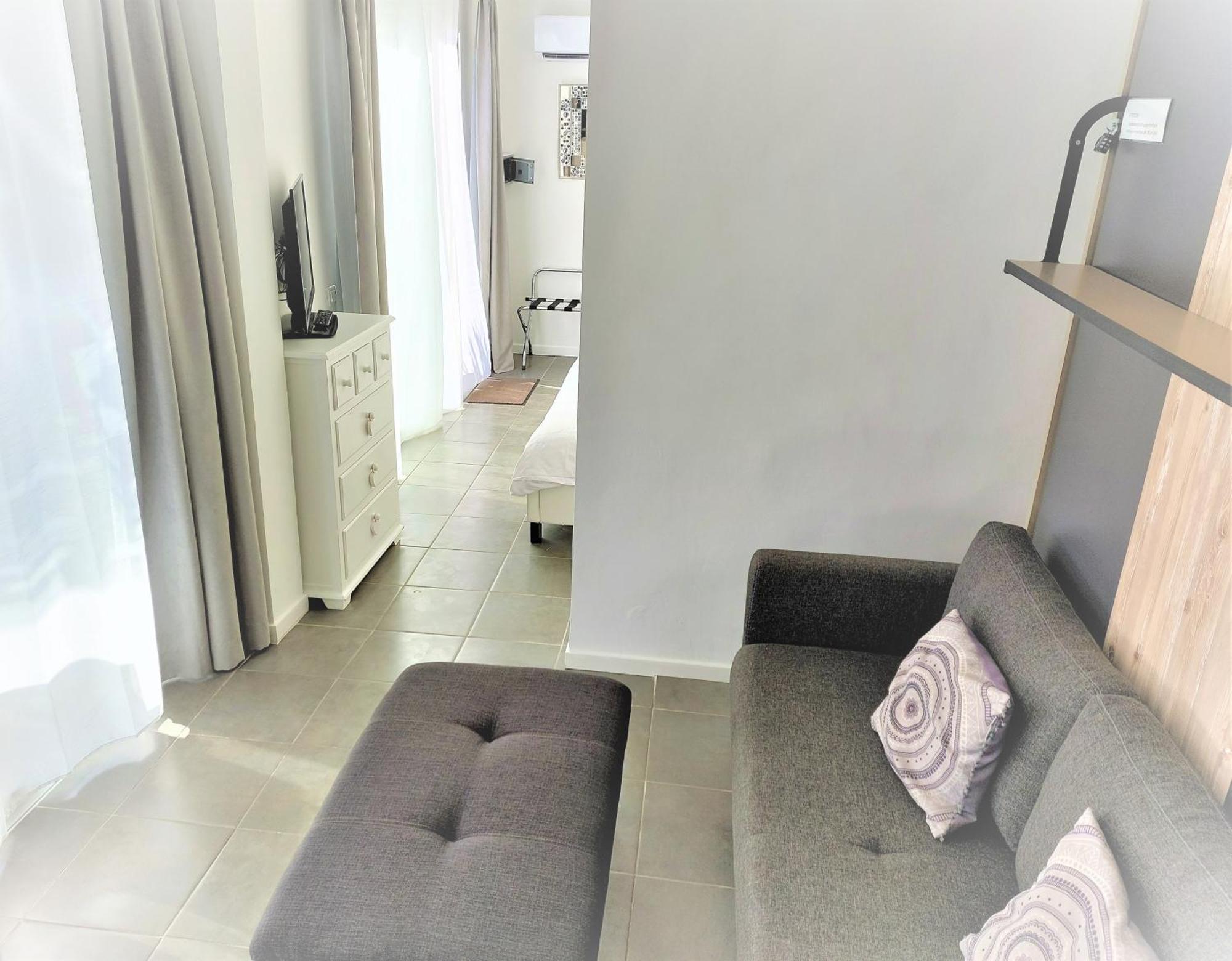 Hotel Les Jardins De Bormes, Sauna & Jacuzzi Номер фото